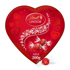 Lindt Lindor Smooth Milk Heart Chocolate 200g