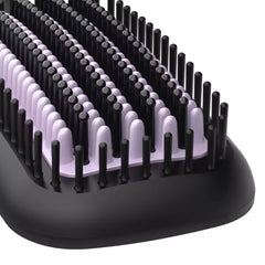 Philips Stylecare Heated Straightening Brush Bhh880