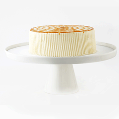 salted-caramel-cake
