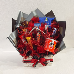 Mix Chocolate & Snack Basket